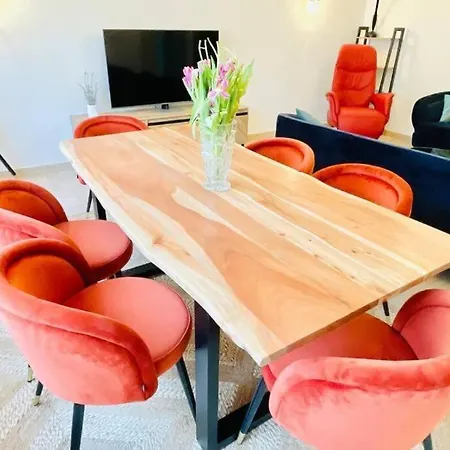 Three Bedrooms In Center With Terrace&parking Apartament