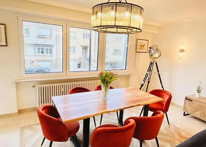 דירה Three Bedrooms In Center With Terrace&parking