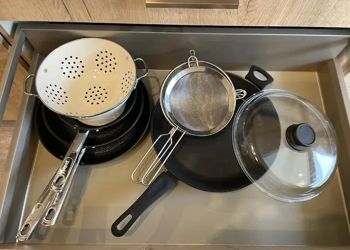 Three Bedrooms In Center With Terrace&parking Luxembourg